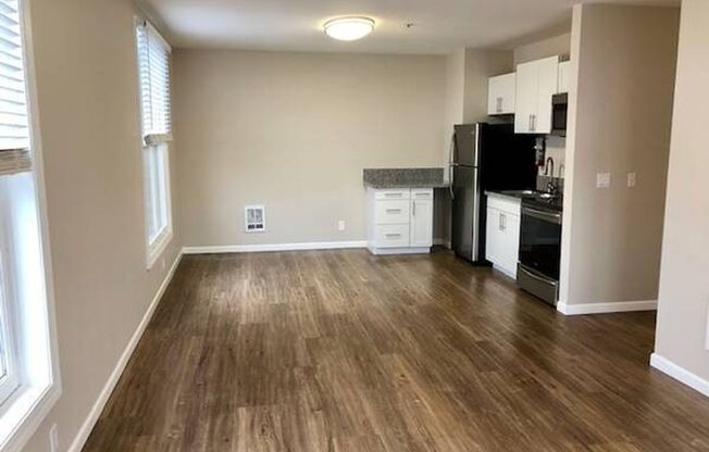 1 bed, 1 bath, 551 sqft, $1,395, Unit 610