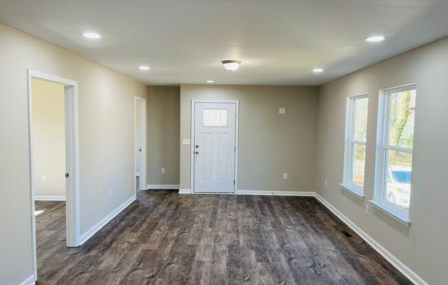 NEW CONSTRUCTION 3 bedroom 1 bathroom cottage style home! Must see!