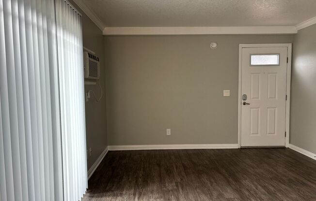 2 beds, 1 bath, 850 sqft, $2,560, Unit 1531D