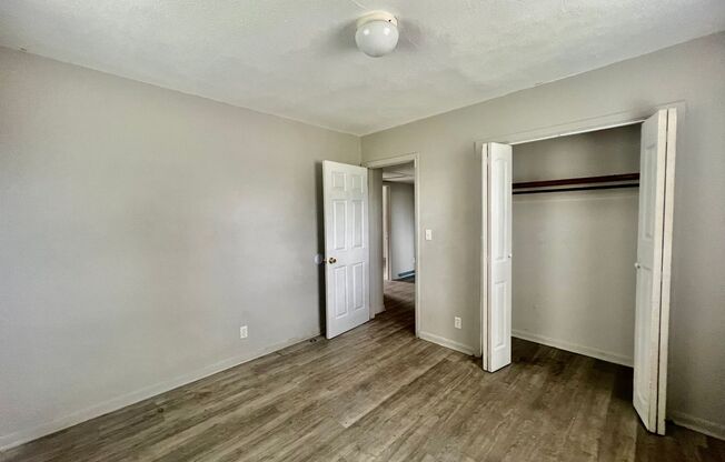 2 beds, 1 bath, $1,050