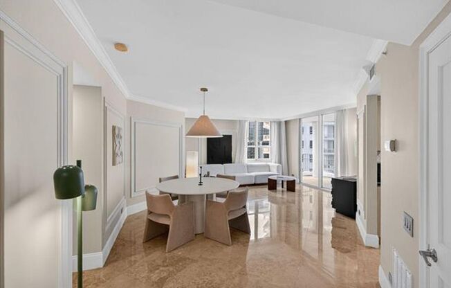 2 beds, 2.5 baths, $5,400, Unit # 1604