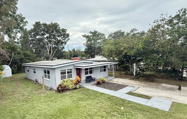 1375 TUSCOLA ST