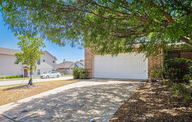 3 beds, 2.5 baths, $1,950