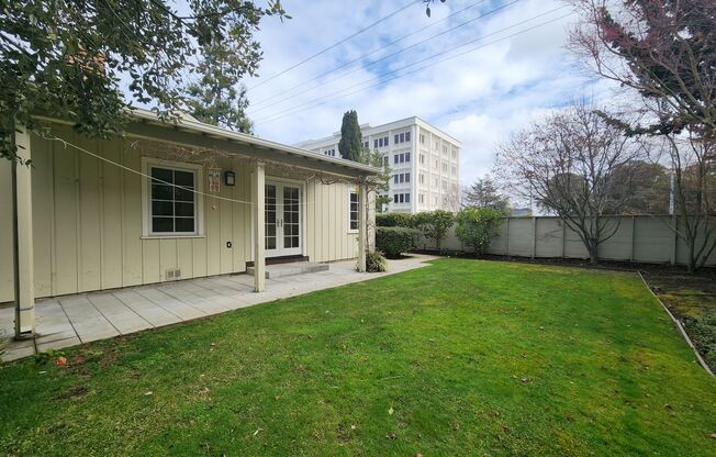 Amazing 1 bedroom with private backyard and garage