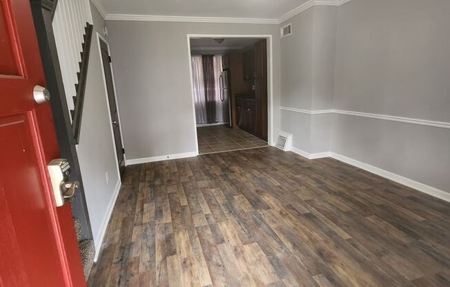 Beatuiful Two Bedroom Town Home