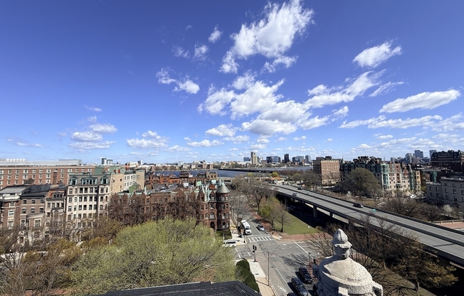 2 beds, 1 bath, 628 sqft, $3,600, Unit 72