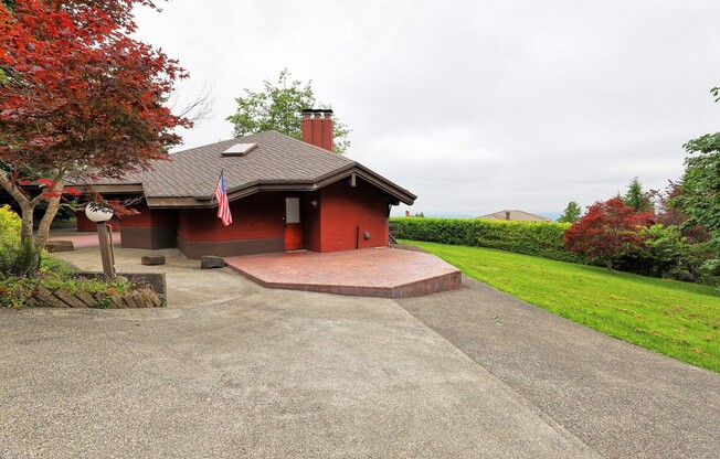 Architectural Masterpiece Sitting Atop Cougar Mountain