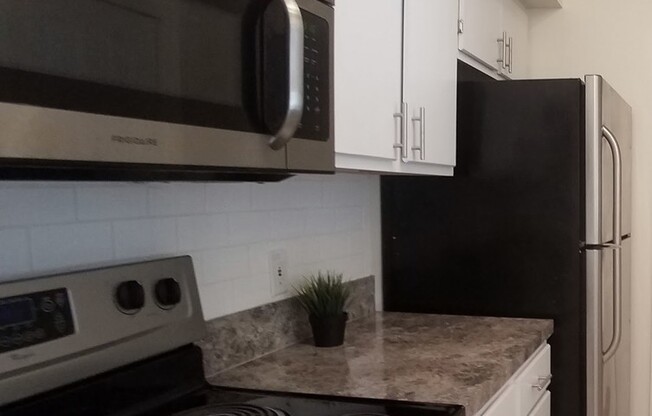 2 beds, 2 baths, $1,750