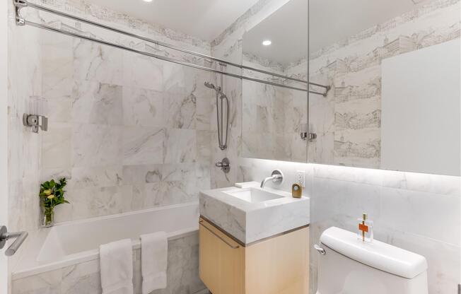 Studio, 1 bath, 580 sqft, $5,500, Unit 5R
