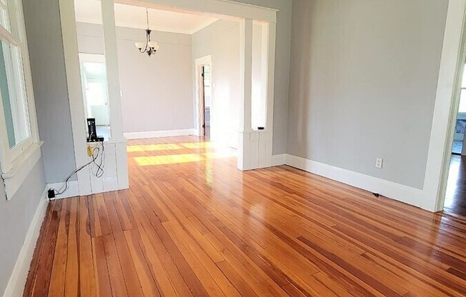 1708 MAIN ST