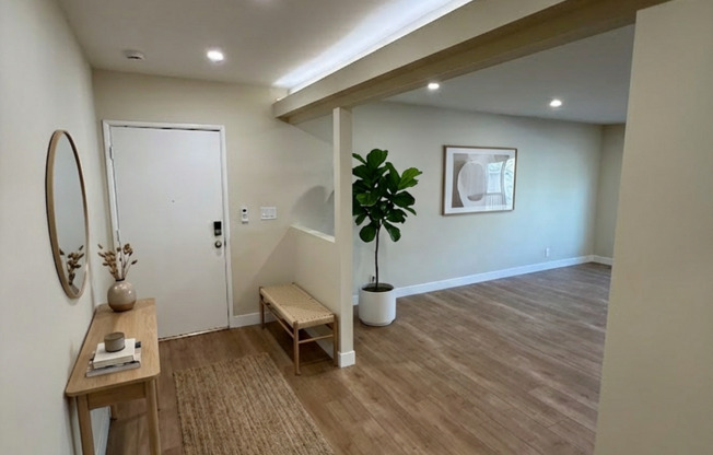 3 beds, 2 baths, 1,400 sqft, $3,295, Unit 10