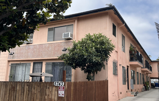 5743 LA MIRADA AVE