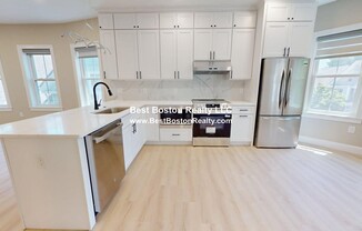 231 HIGHLANDAVE