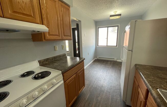 1 bed, 1 bath, 450 sqft, $425