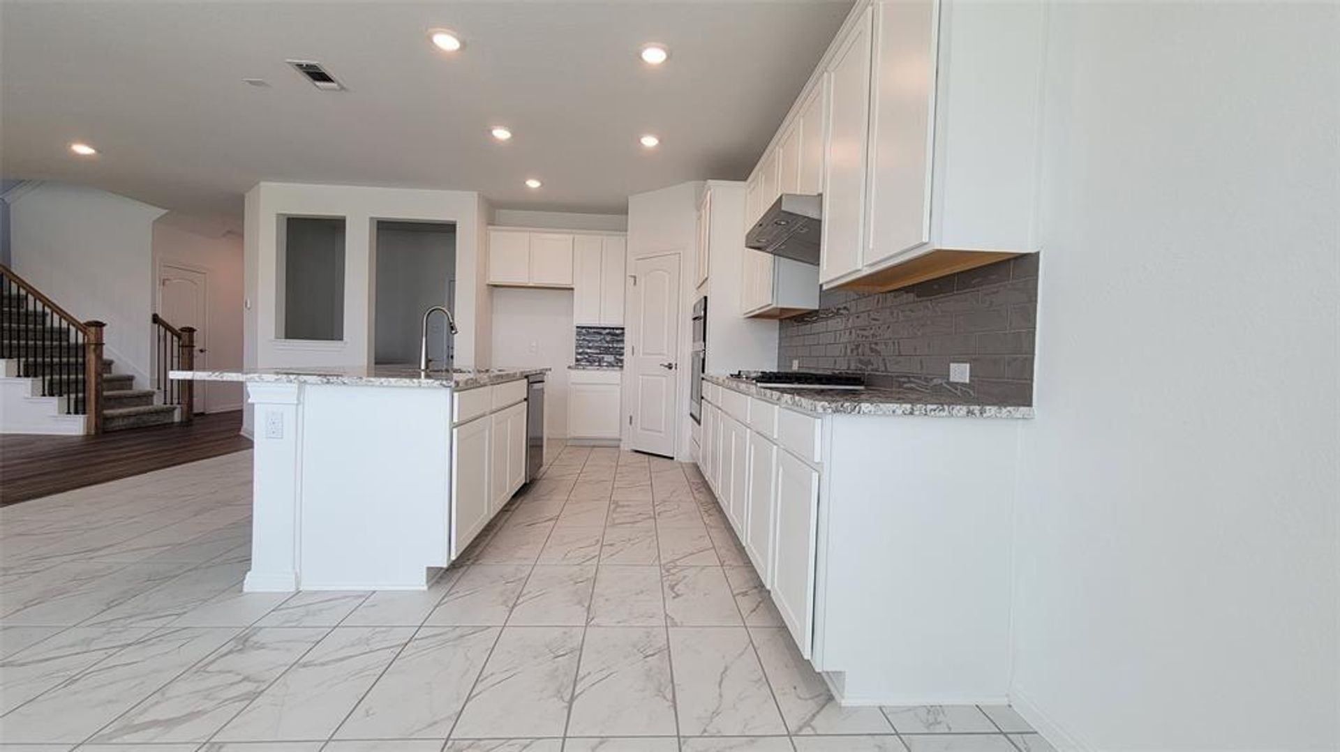 218 Georgia Lace Trail, Georgetown, TX 78626