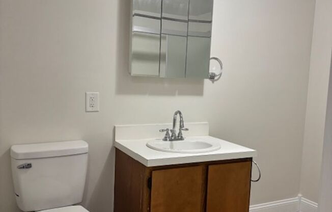 2 beds, 1.5 baths, $1,495, Unit Unit 1