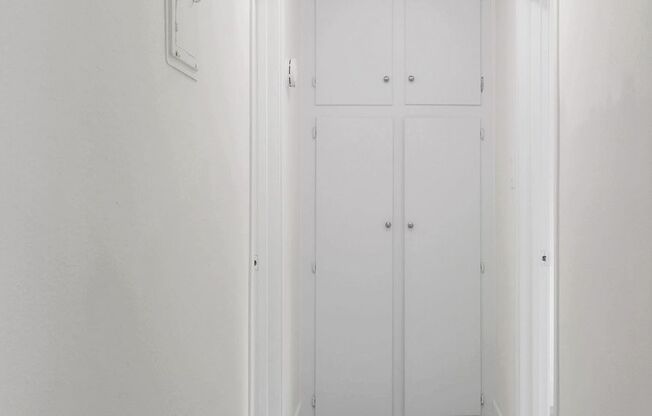 1 bed, 1 bath, 650 sqft, $1,345, Unit 5307-89