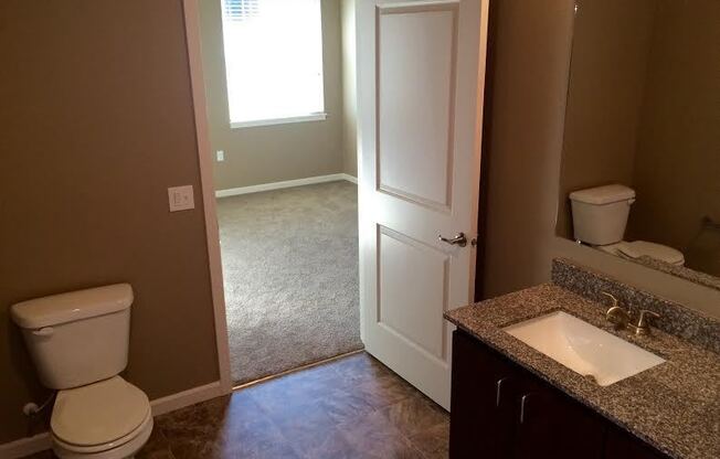 2 beds, 2 baths, 952 sqft, $1,650, Unit 134