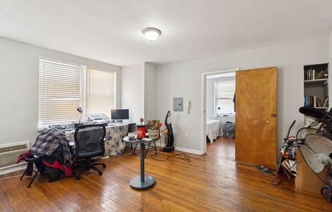 1 bed, 1 bath, 650 sqft, $1,190, Unit A31