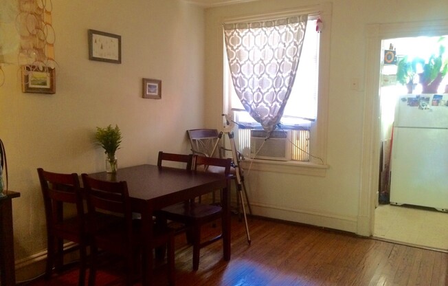 2 beds, 1 bath, $1,450, Unit Apt. 03