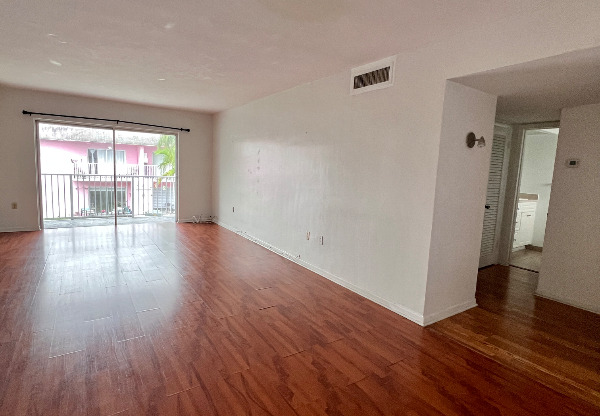 7550 SW 82 CT