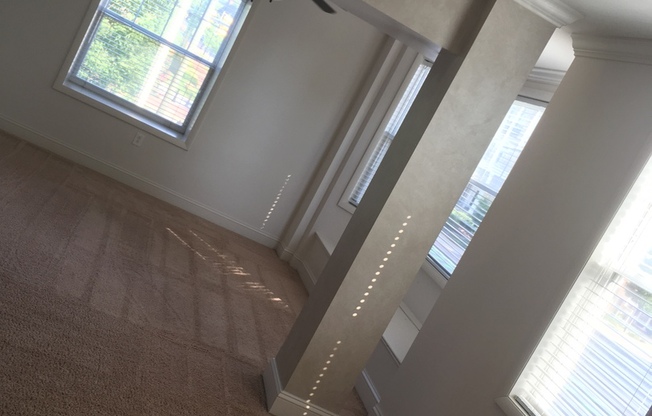 2 beds, 2 baths, 840 sqft, $1,966, Unit 4-0302