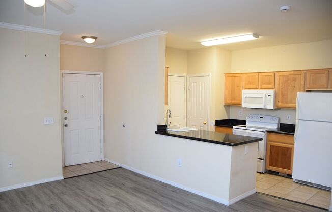 1 bed, 1 bath, $1,250, Unit # 214