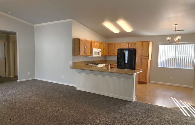 3 beds, 2 baths, $2,350