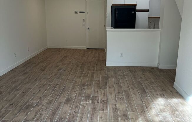 Cabo Bahia Beauty, 2 Bedrooms, 2 Bath, 2 Car Garage!