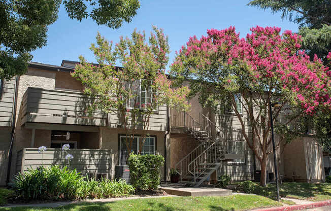 River Pointe side A building exterior entries