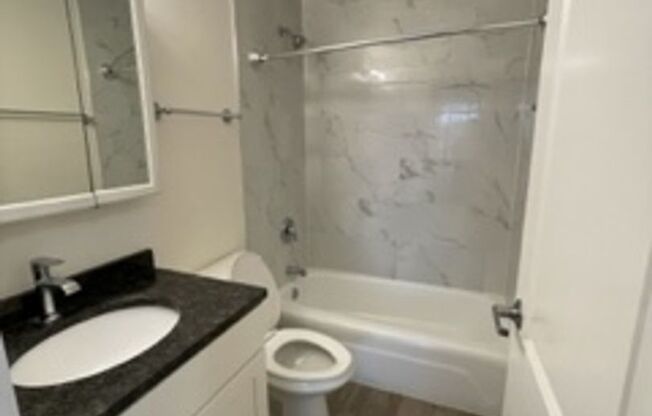 1 bed, 1 bath, 650 sqft, $1,420, Unit 602