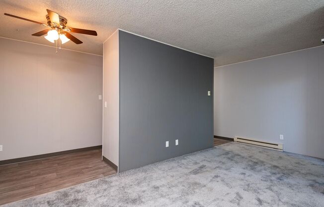 1 bed, 1 bath, 550 sqft, $1,395, Unit A04