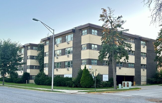 8644 644 SKOKIE BLVD