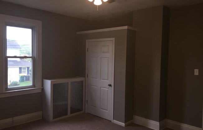 1 bed, 1 bath, 828 sqft, $895, Unit 2