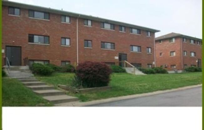 2 beds, 1 bath, 750 sqft, $1,195, Unit B05 1038 18