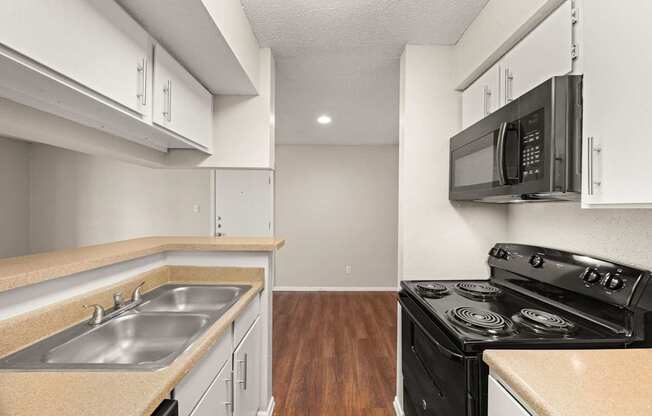 Kitchen Appliances at Montecito, Austin, TX