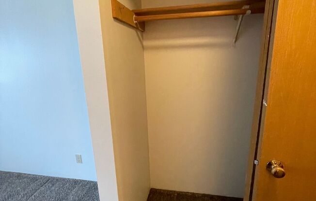 2 beds, 1.5 baths, 900 sqft, $1,650, Unit C106