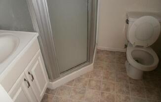 Studio, 1 bath, 350 sqft, $1,400, Unit A