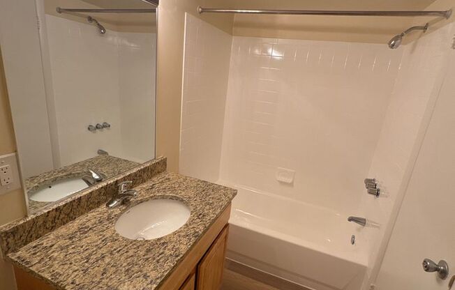 1 bed, 1 bath, 745 sqft, $1,750, Unit 14204 #A1