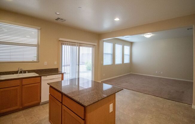 GUARD GATED 3 BD 2.5 BTH HOME IN HENDERSON