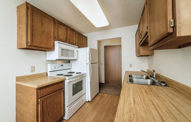 1 bed, 1 bath, 738 sqft, $865, Unit 3000-303