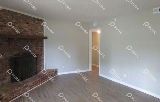 3606 White Oak Way SW!