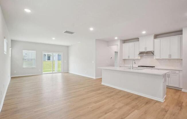 633 RED RIV DR