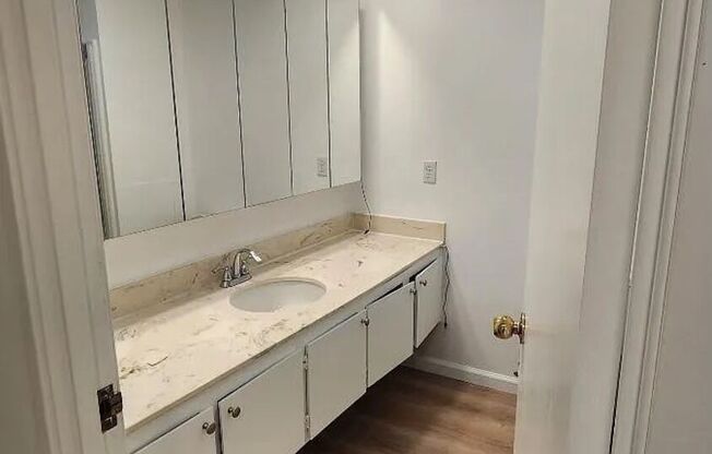 1 bed, 1 bath, 762 sqft, $2,795, Unit 2607