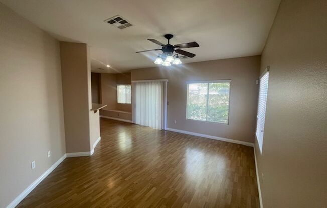 FANTASIC GUARD GATED TOWNHOME IN GREEN VALLEY RANCH!!!!