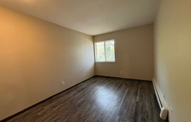 1 bed, 1 bath, 525 sqft, $899, Unit 2890 205