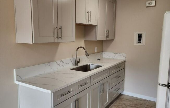 1 bed, 1 bath, $1,975, Unit Apartment #9