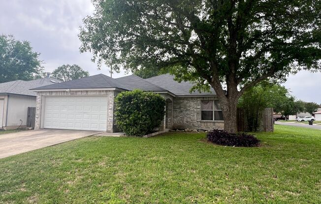 Beautiful 3/2 Home Available for Lease In NW San Antonio!