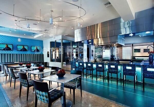 3 beds, 2 baths, 1,286 sqft, $1,695, Unit Apt 2120