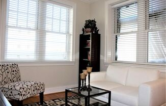 2 beds, 2 baths, 850 sqft, $3,600, Unit 101